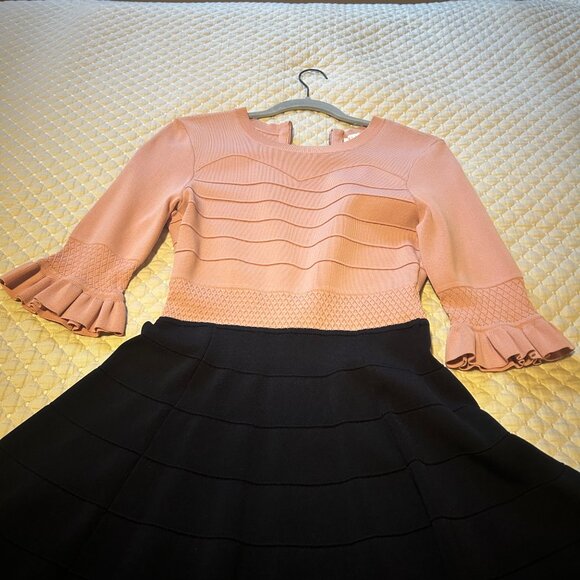 Dress - Picture 2 of 6